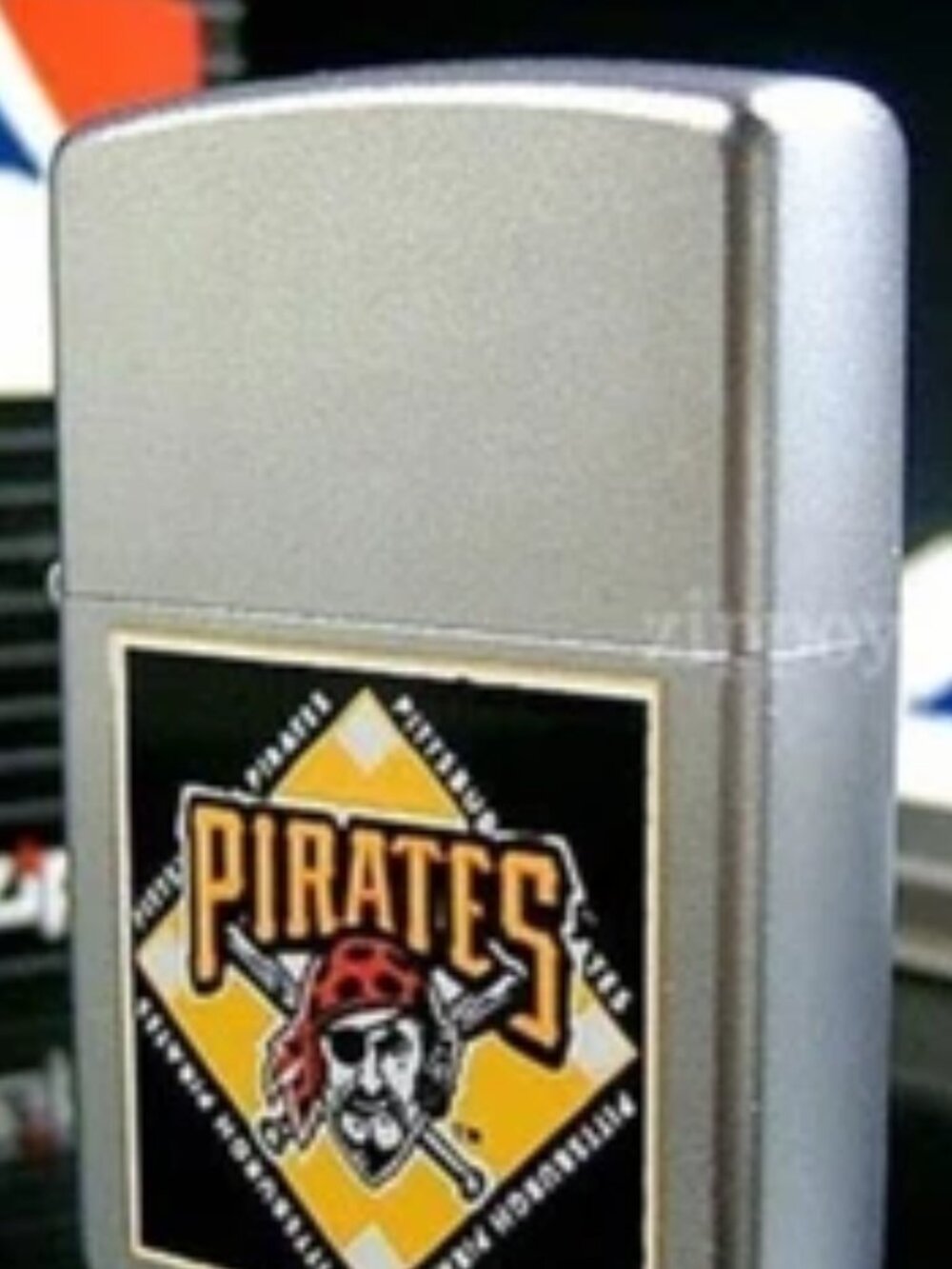 2005 MLB Pittsburg Pirates Zippo Lighter